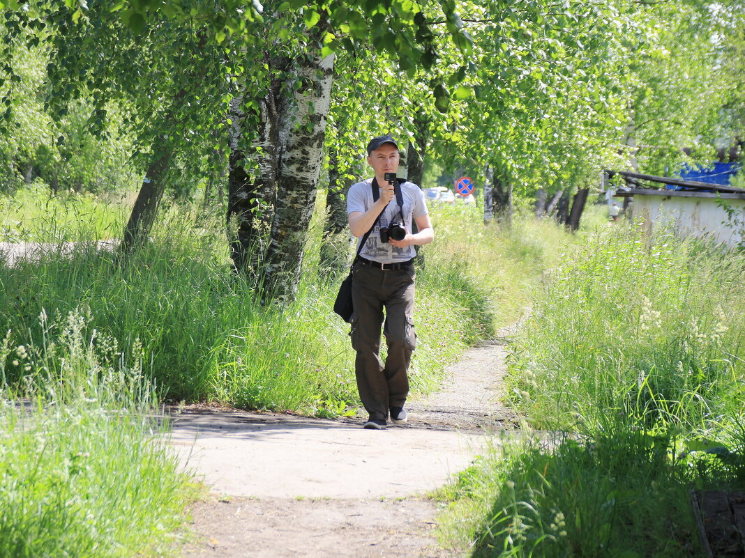 Фотограф Денис Логиновский на прогулке с экшн- камерой в пос. Лесной - Александр Широнин