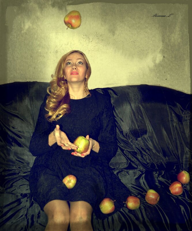Девушка с яблоками - Vorona.L 
