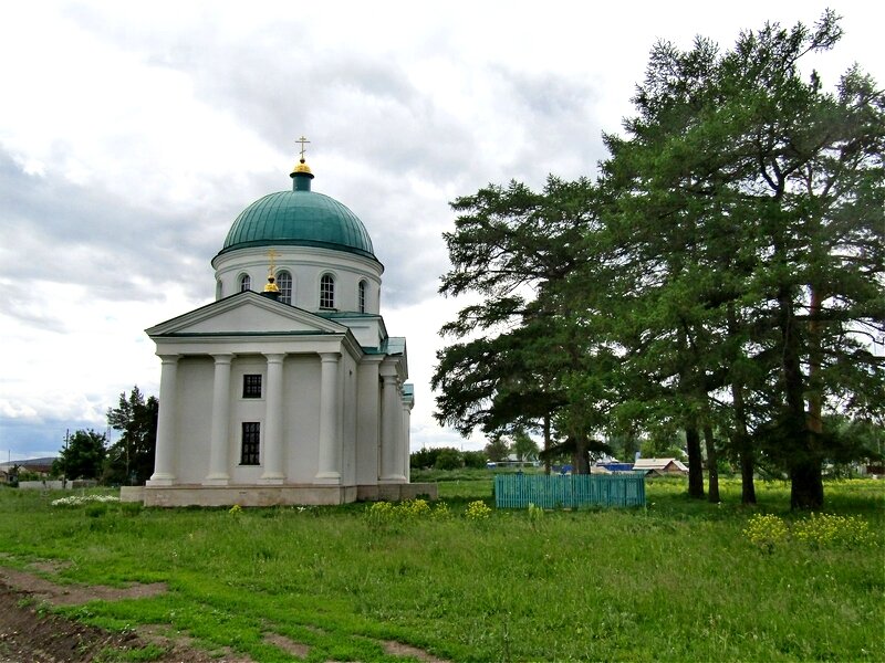 СЕЛЬСКИЙ  ХРАМ - Ivana 