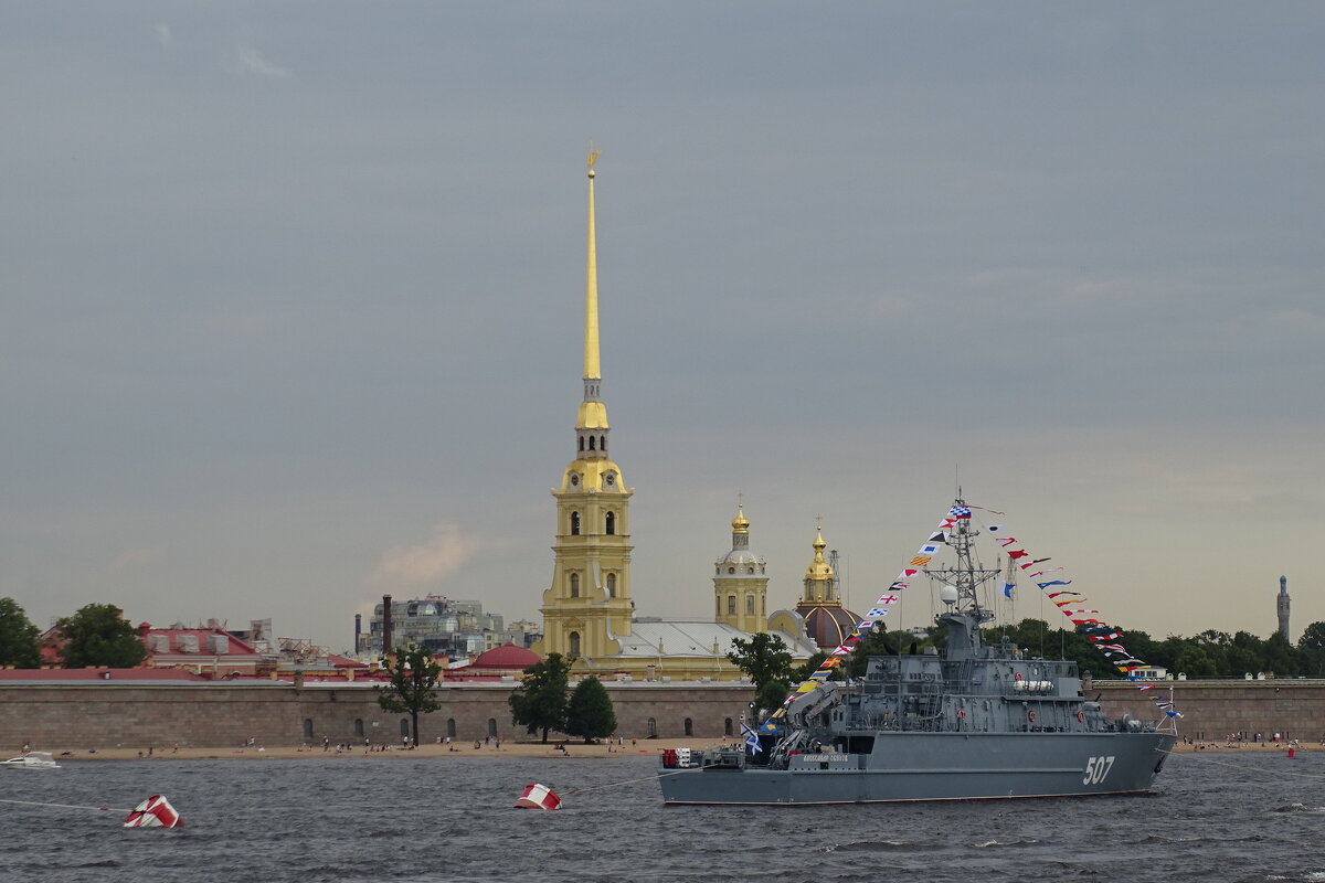 Военный корабль на фоне Петропавловской крепости - Anna-Sabina Anna-Sabina