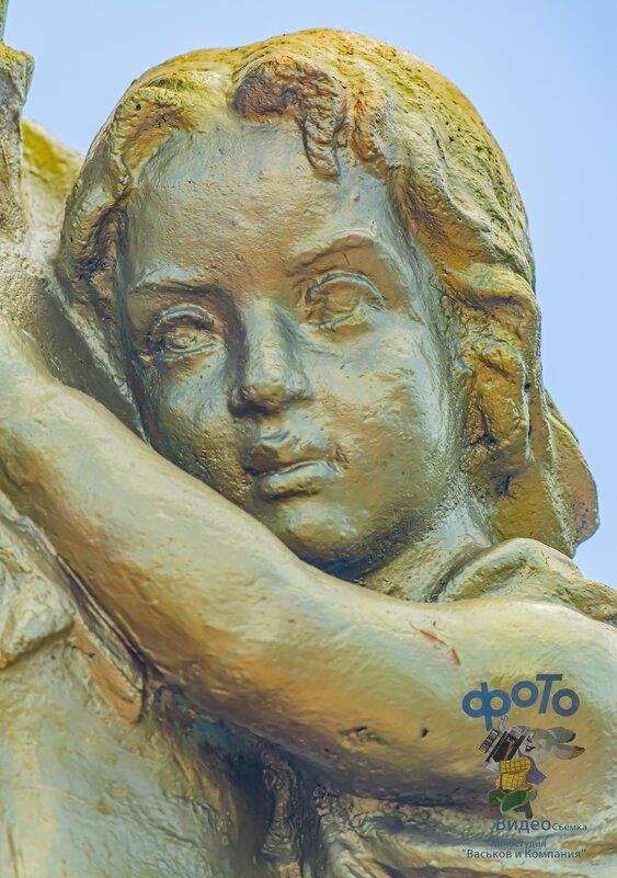 Памятник, скульптура: "Воин-освободитель". - Руслан Васьков