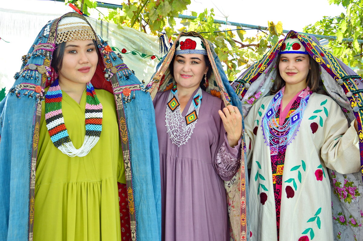 Национальная женская одежда Узбекистана - Юрий Владимирович