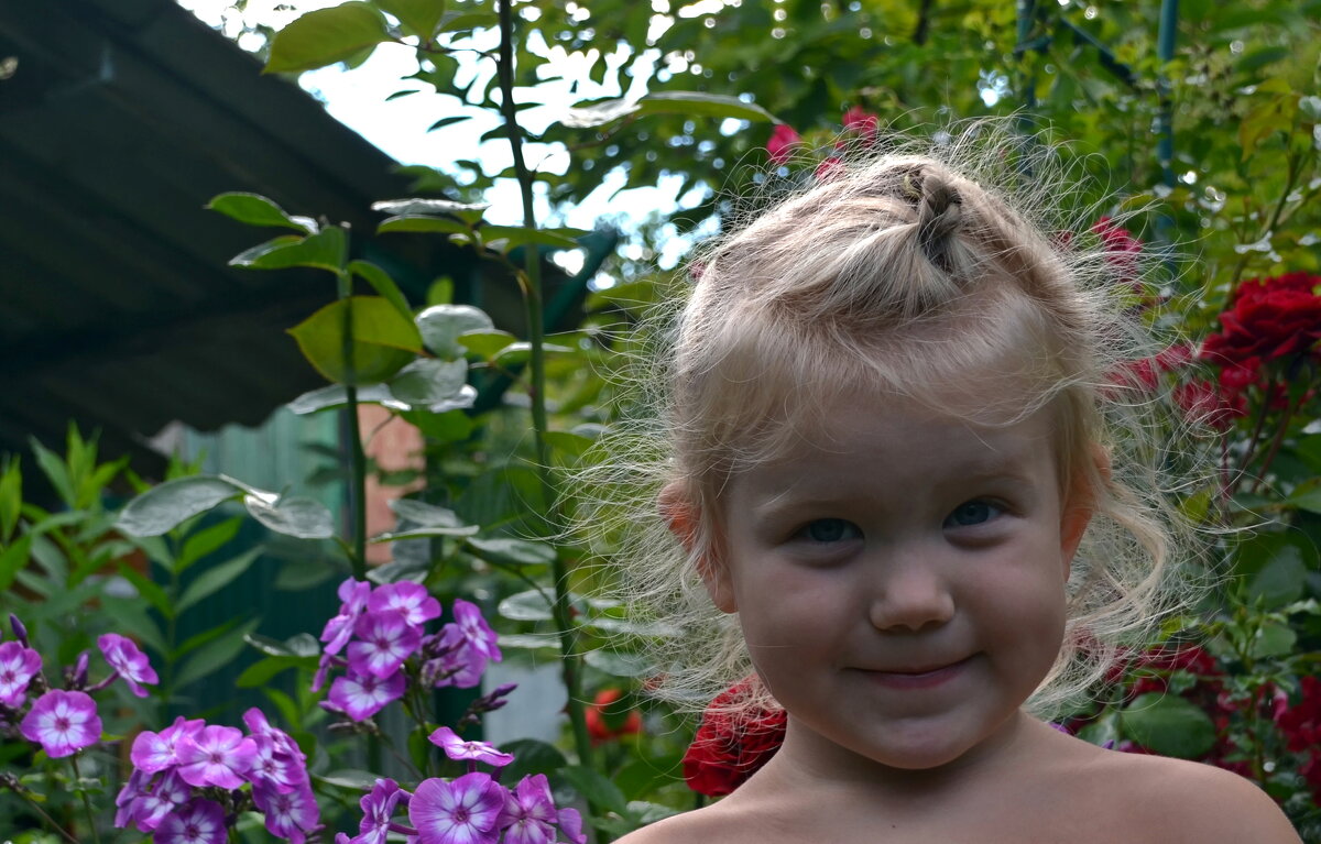 Моя внучка Евочка ,июль 2020г.На даче в Шатуре Ровно 4 годика - Лариса Терехова 