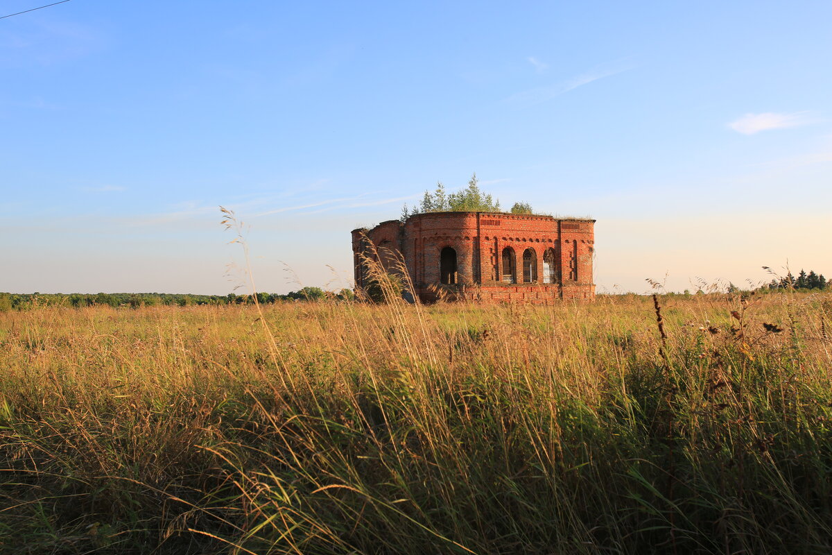 Разрушенный храм Тульская обл,Дер Лаврово - Ninell Nikitina