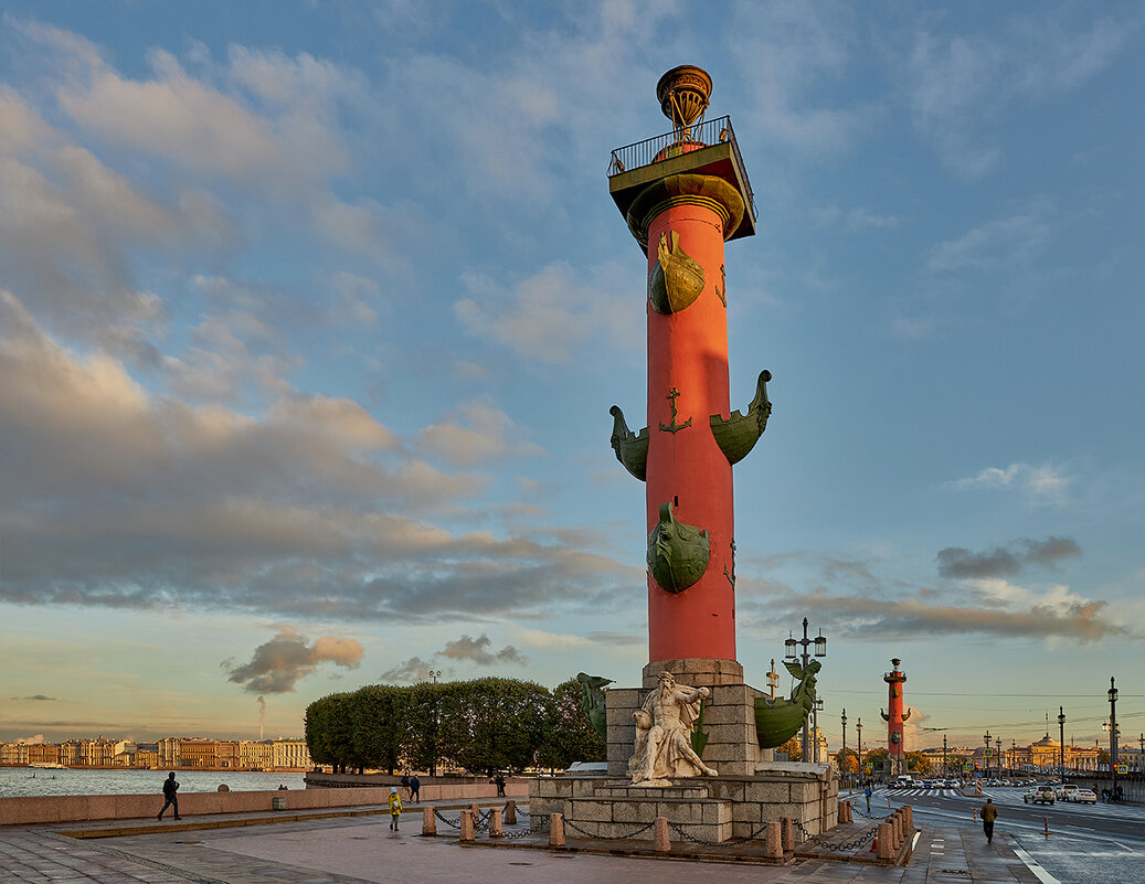 Ростральные колонны Санкт-Петербурга - юрий затонов
