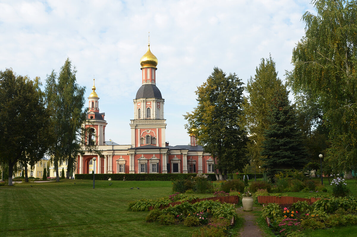 Церковь Троицы Живоначальной - Патриаршее Подворье. - Наташа *****