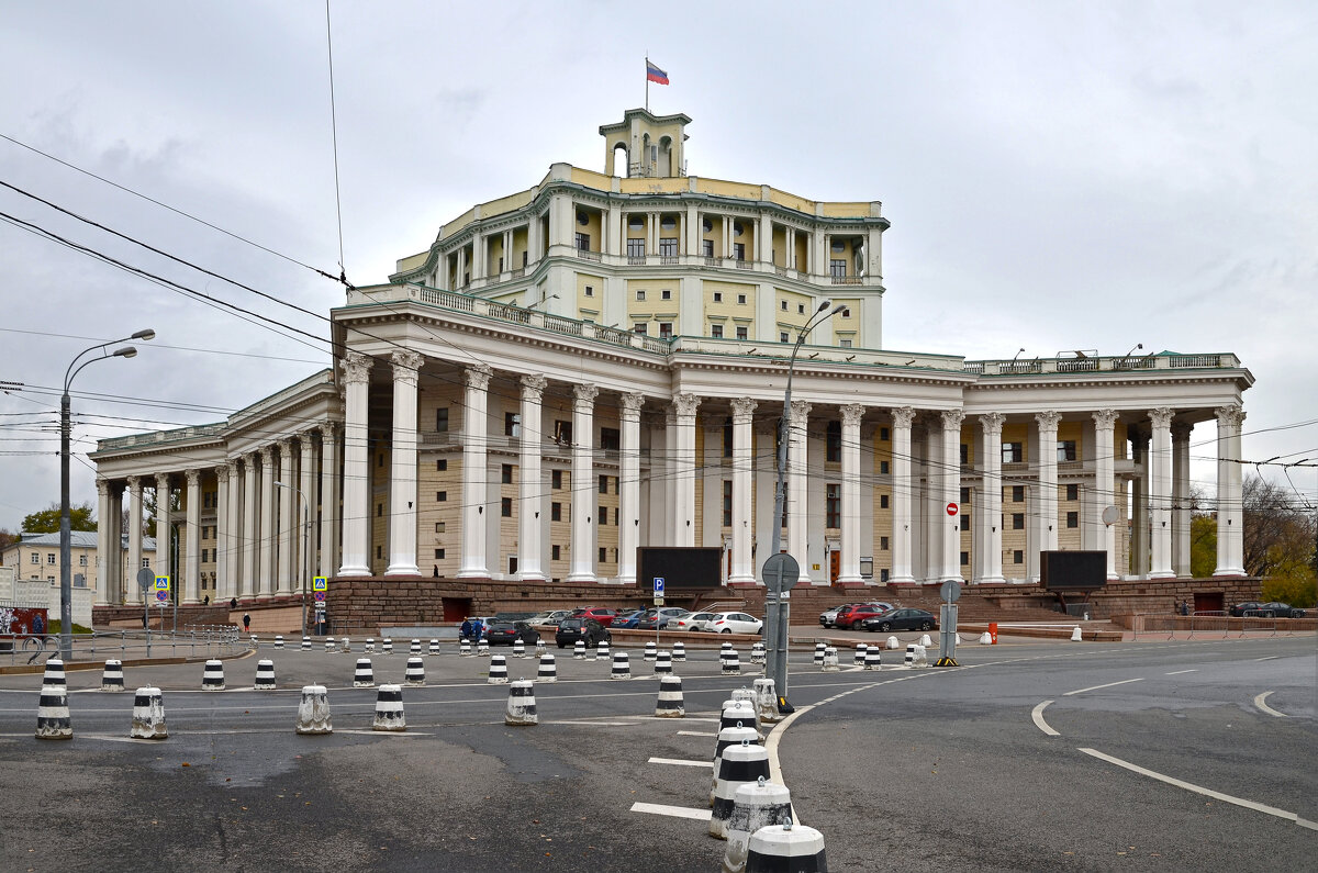 ** - Валерий Пославский