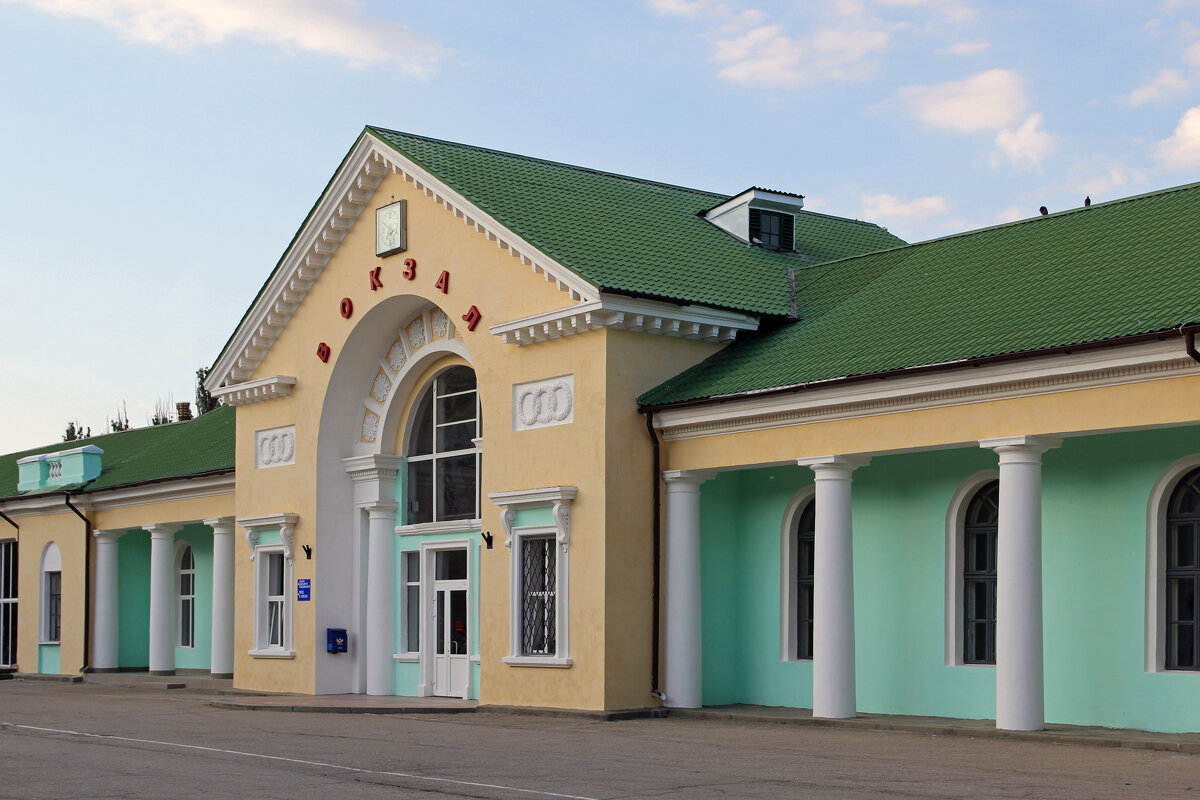 Вокзал в Феодосии - skijumper Иванов