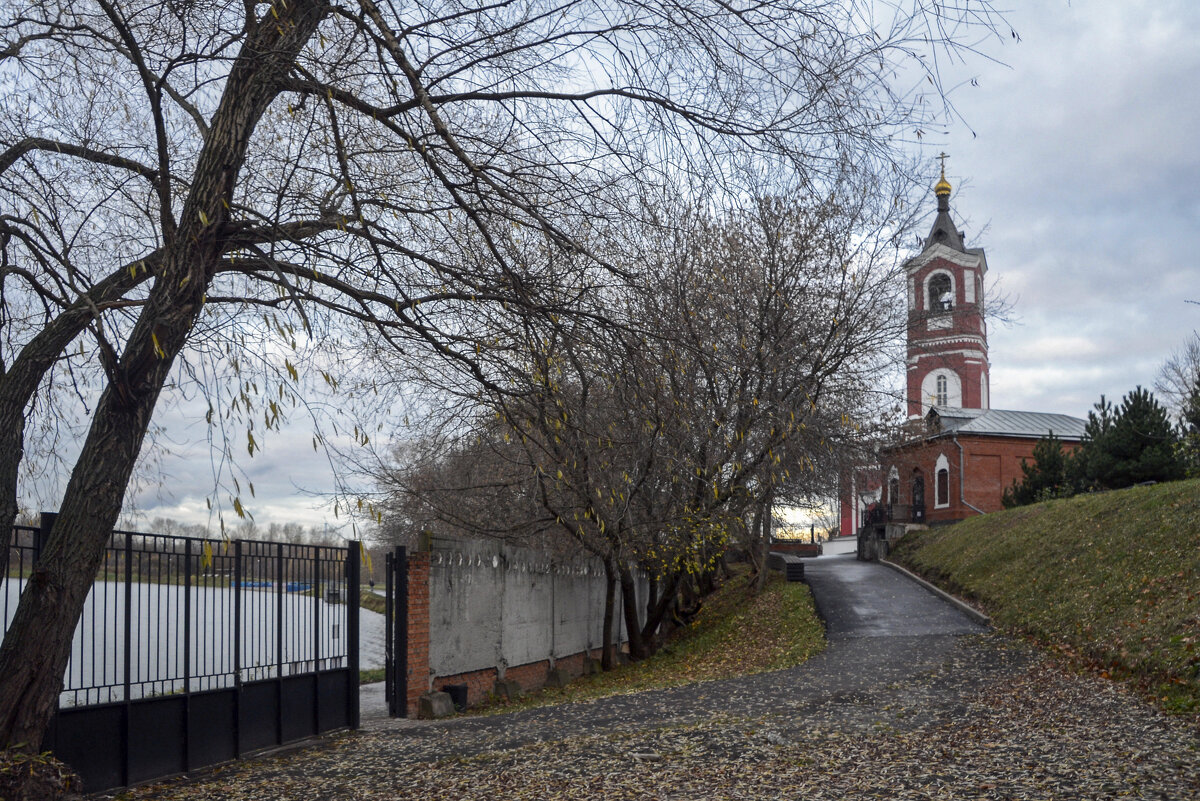 Церковь Живоначальной Троицы - Oleg4618 Шутченко