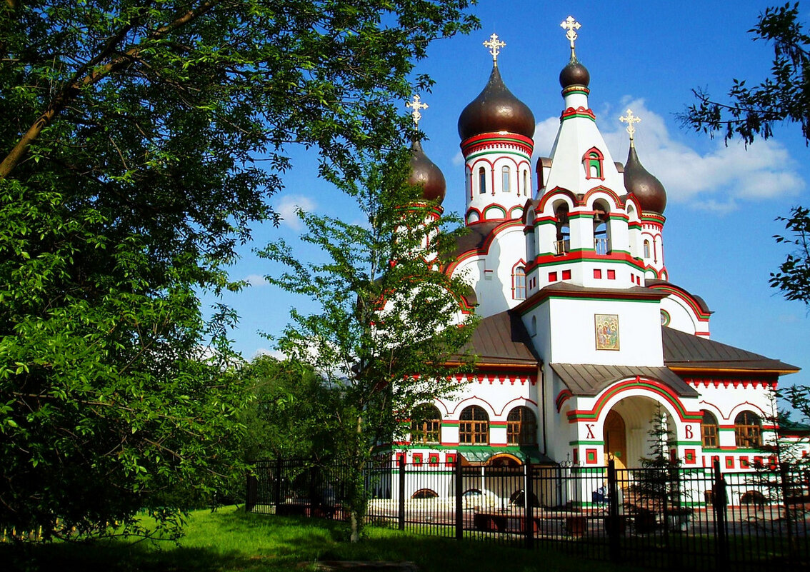 Церковь Троицы Живоначальной в Старых Черёмушках - Ольга (crim41evp)