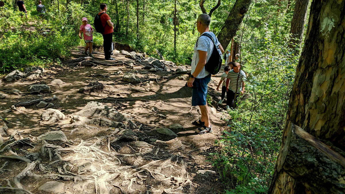 Дорога к водопаду на Кынгырге - Любовь Чунарёва