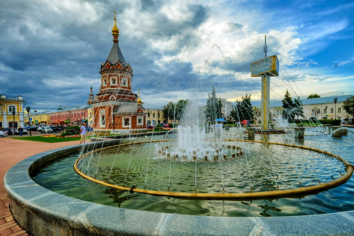 фонтан в сквере на улице Андропова - Георгий А