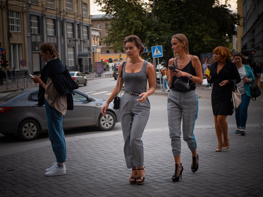 На улицах города - Елена Берсенёва