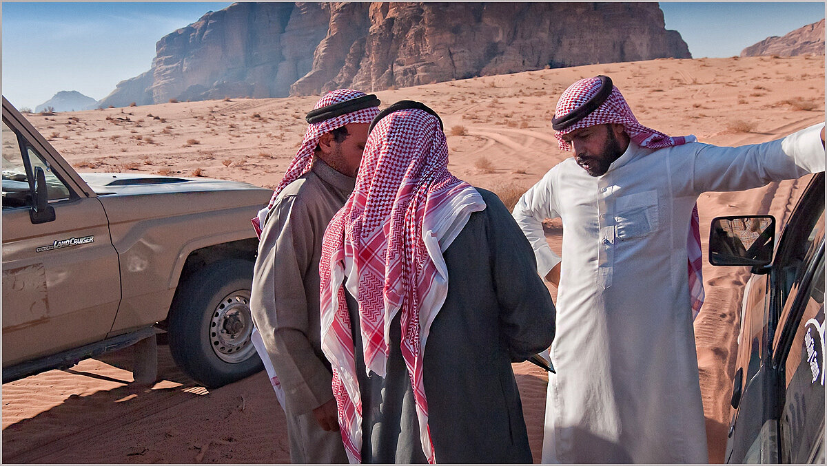 Инспекция в пустыне Вади Рам - Lmark 