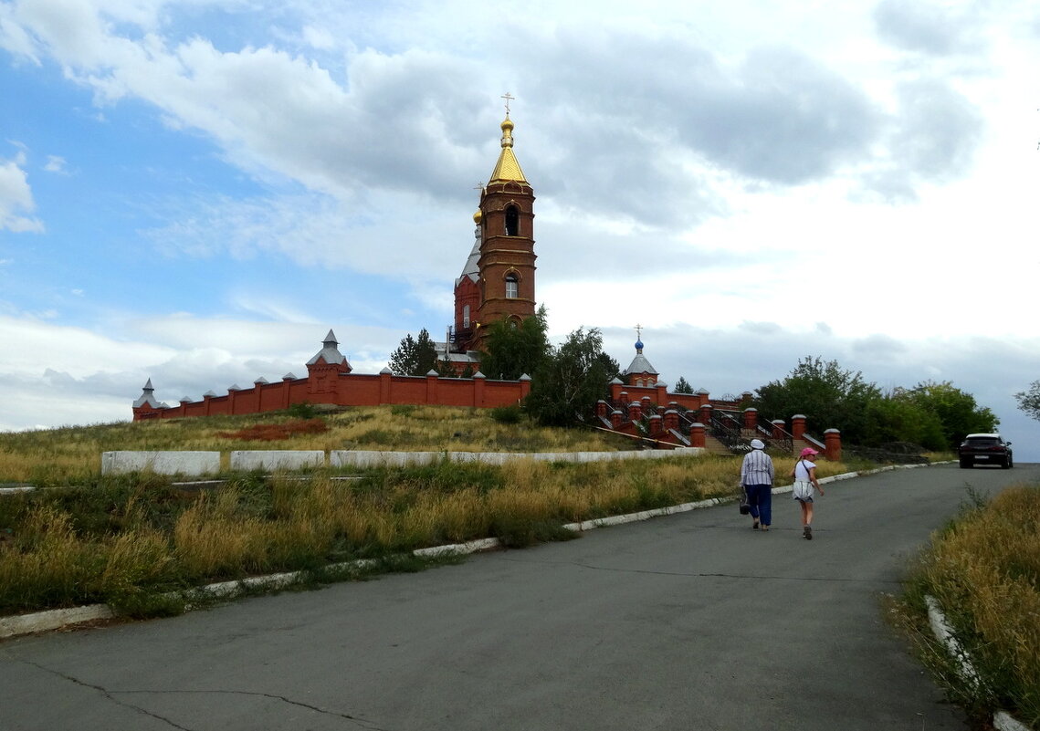 Дорога к храму. - Елизавета Успенская