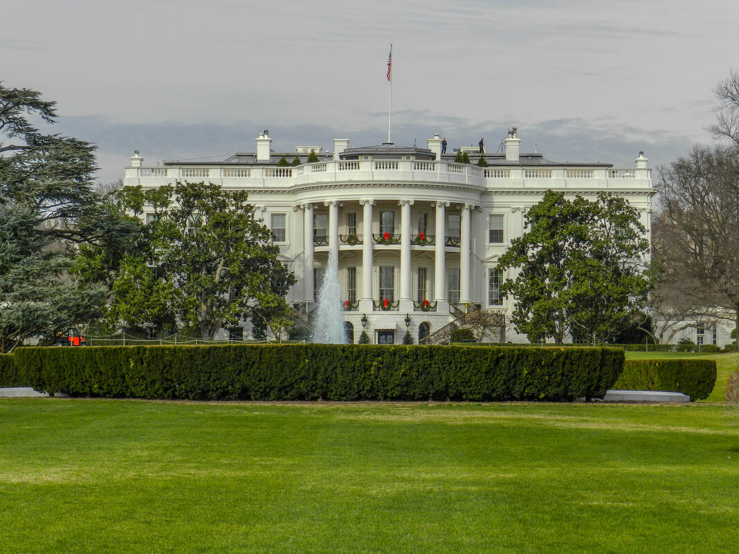 Белый Дом (White House), Вашингтон, дек. 2011 г. - Юрий Поляков