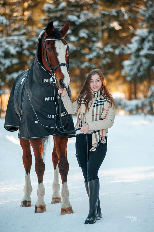 Зимним солнечным днем в компании лошади - Ольга Семина