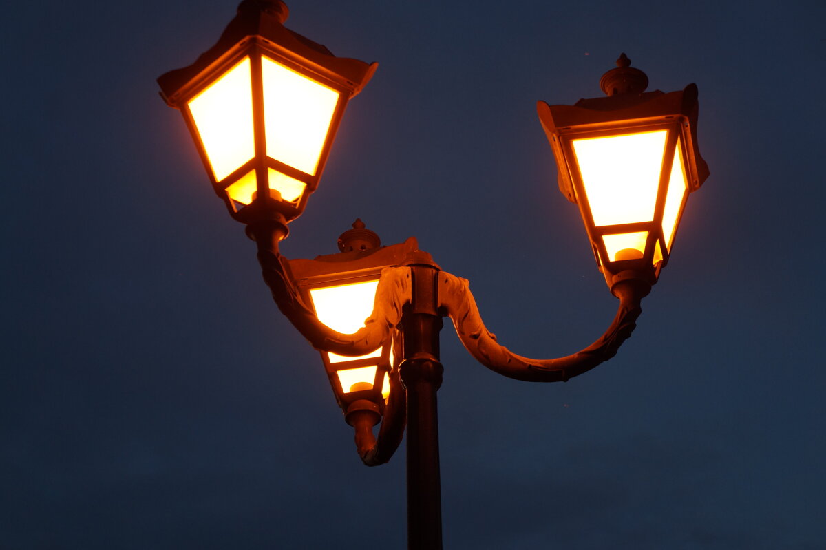 Городской фонарь - Edward Kod
