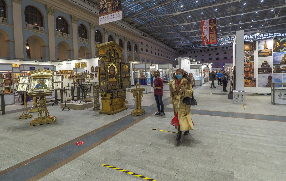 На Выставке Уникальная Россия - юрий поляков