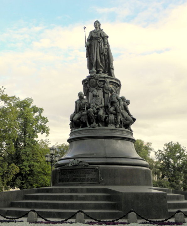 Памятник Екатерине II в Ст.-Петербурге. - Елена 
