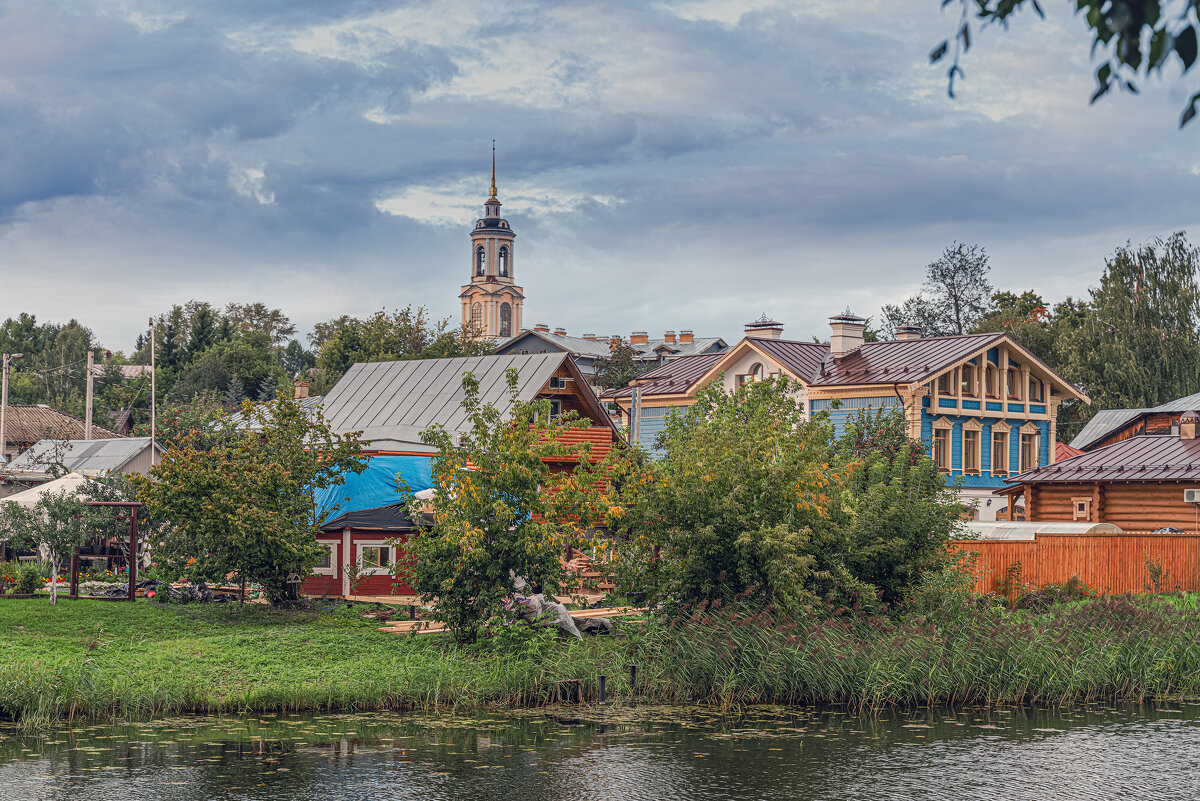 Маленький городок - Viacheslav Birukov