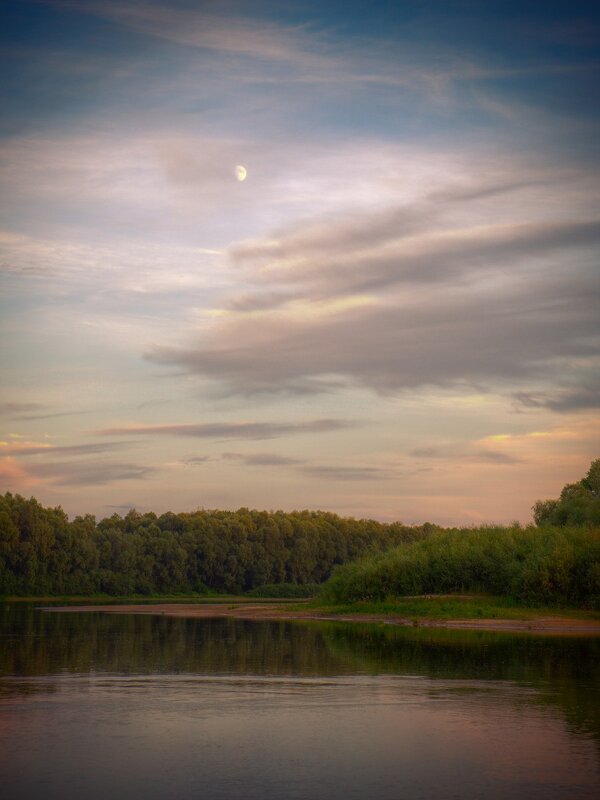 Луна над рекой - Андрий Майковский