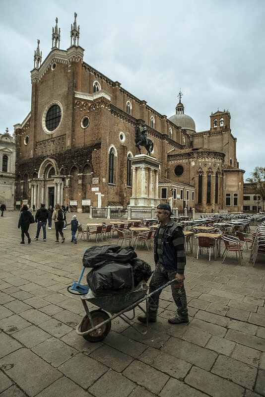 Venezia. Campo Santi Giovanni e Paolo. - Игорь Олегович Кравченко