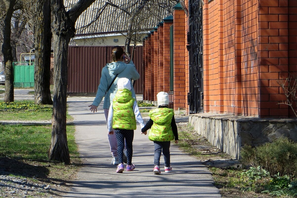 Весна игриво раздает улыбки всем тем, кого встречает на пути! - Татьяна Смоляниченко