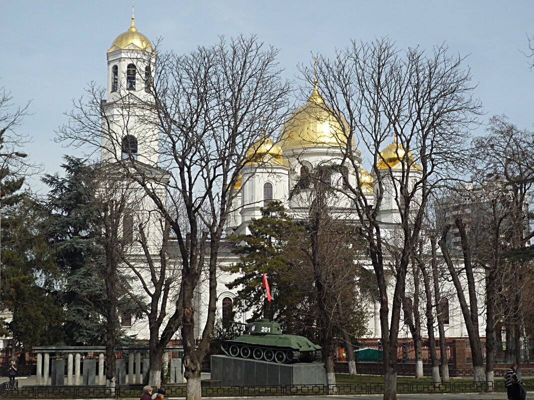 Памятник подвигу - Федор Крымский 