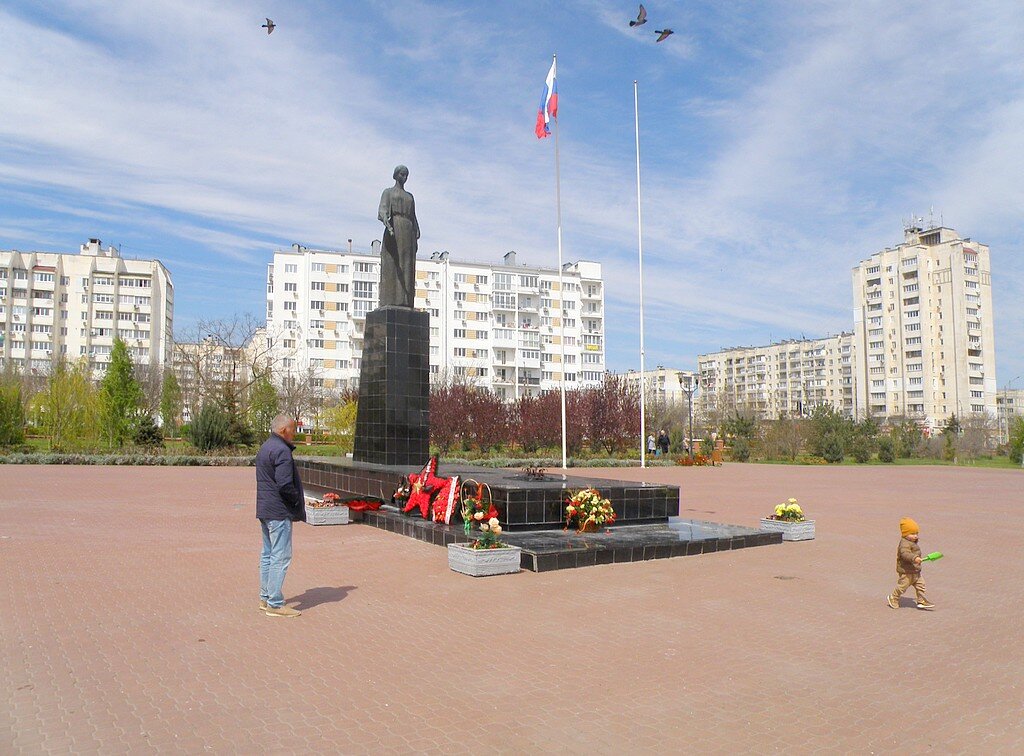 Скорбящая мать - Александр Рыжов