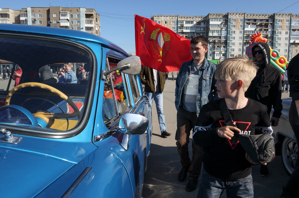 *** - Валерий Михмель 