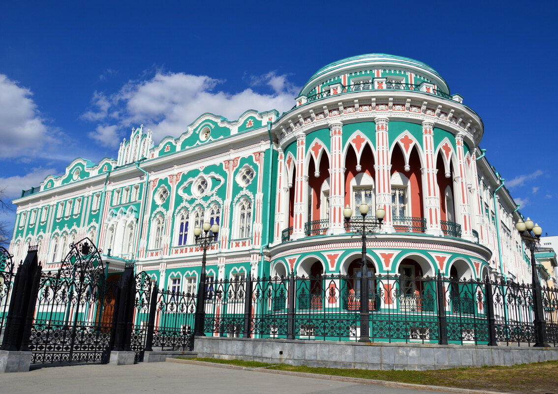 Дом Севастья́нова — исторический и архитектурный памятник, расположенный в Екатеринбурге - Вадим Поботаев