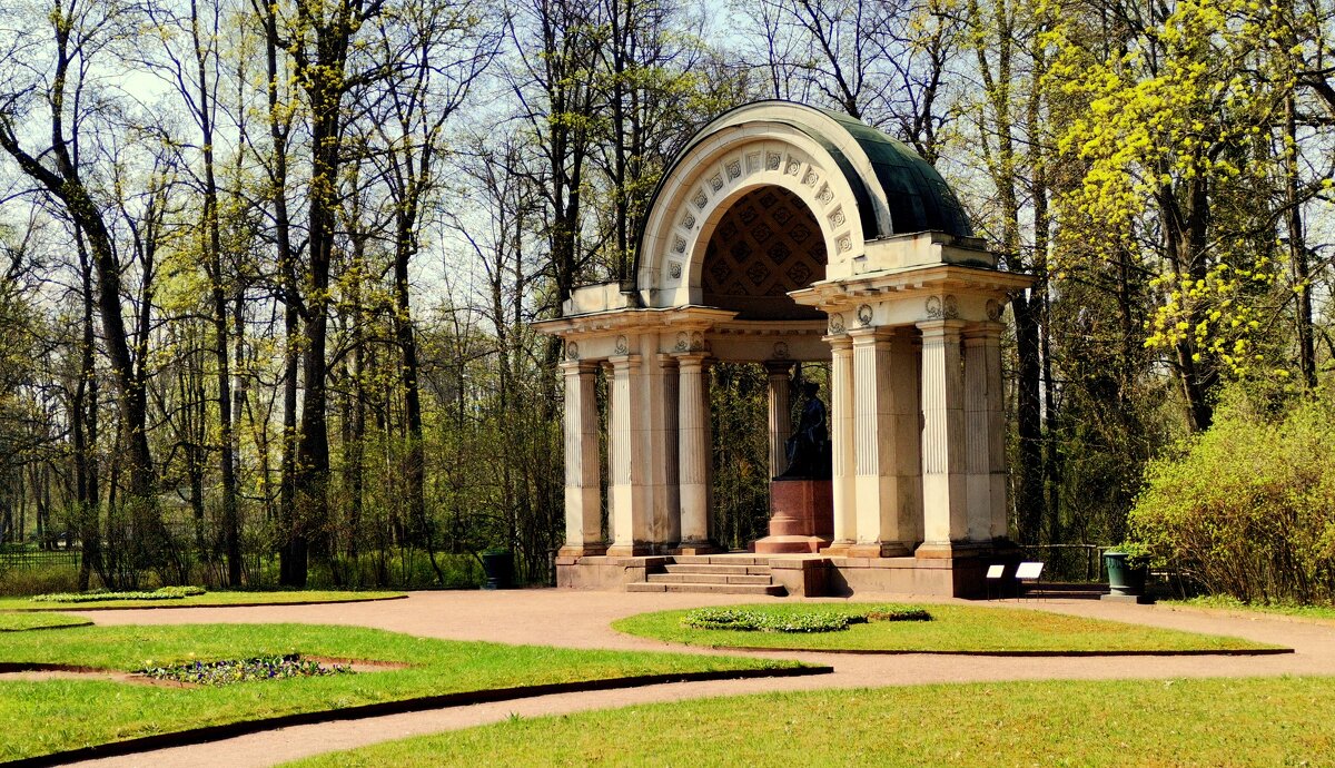 В Павловском парке весной - 1 - Сергей 