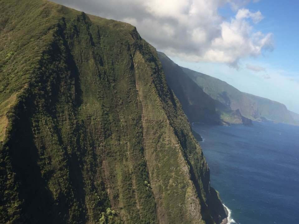 Неприступный берег гавайского острова Мауи - Одиноков Юрий 