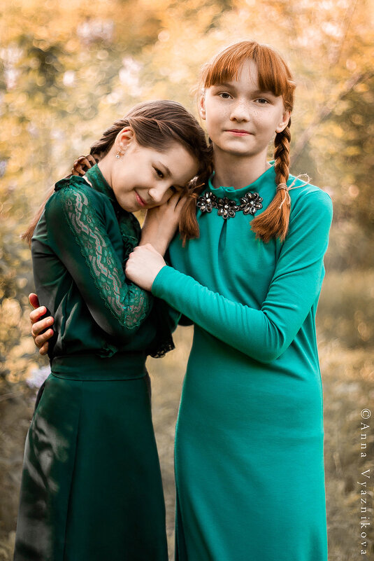 Две подружки - Анна Вязникова