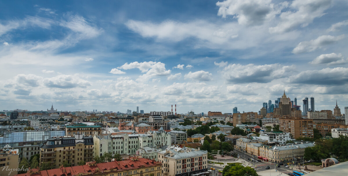Вид на Москву со смотровой площадки Храма Христа Спасителя - Nyusha .