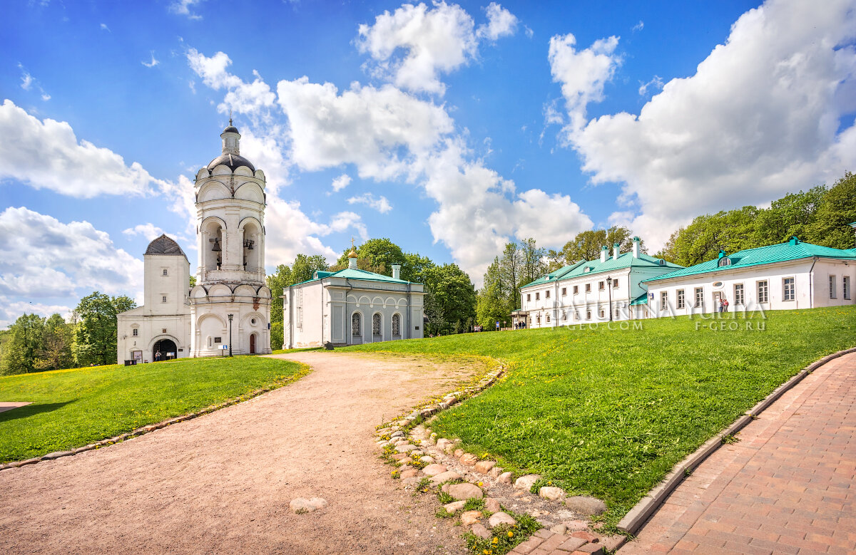 Колокольня и церковь Св.Георгия - Юлия Батурина