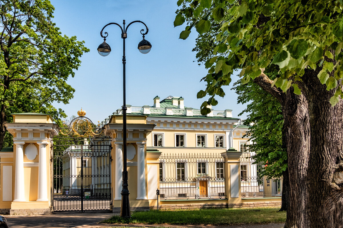 Санкт-Петербург. Каменный остров. Каменноостровский дворец и парк. - Надежда Лаптева