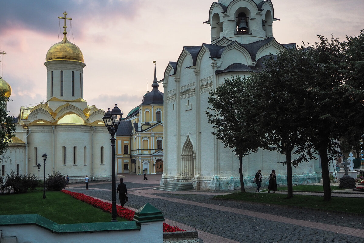 В Троице Сергиевой Лавре - юрий поляков