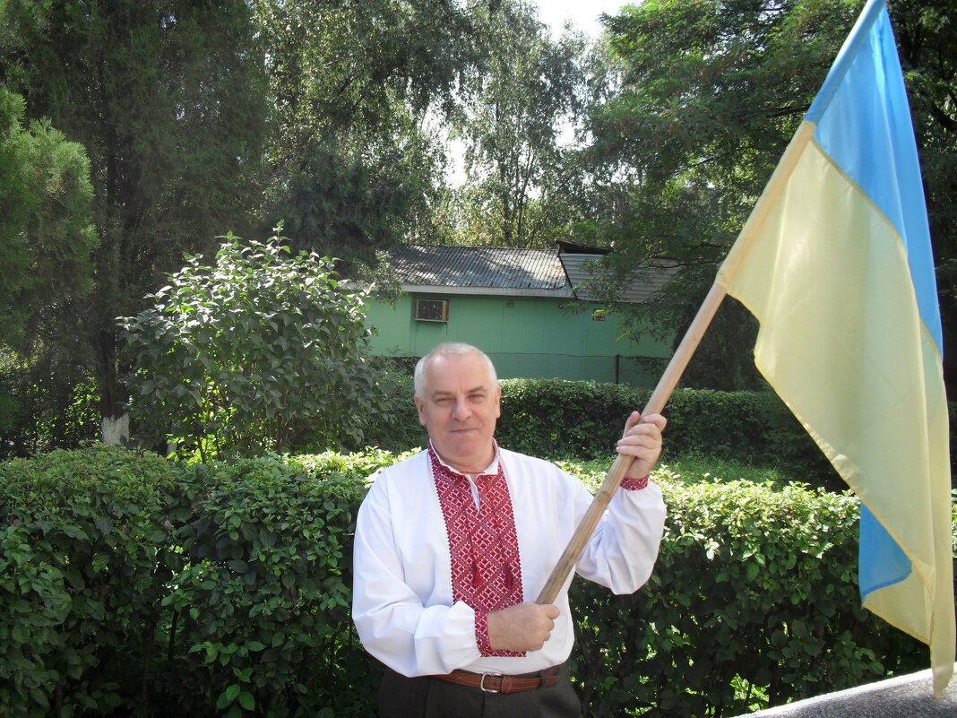 З Днем Державного прапору Україна! - Степан Карачко