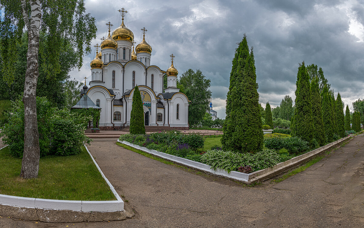 Переславль-Залесский. Свято-Троицкий Данилов мужской монастырь - Борис Гольдберг