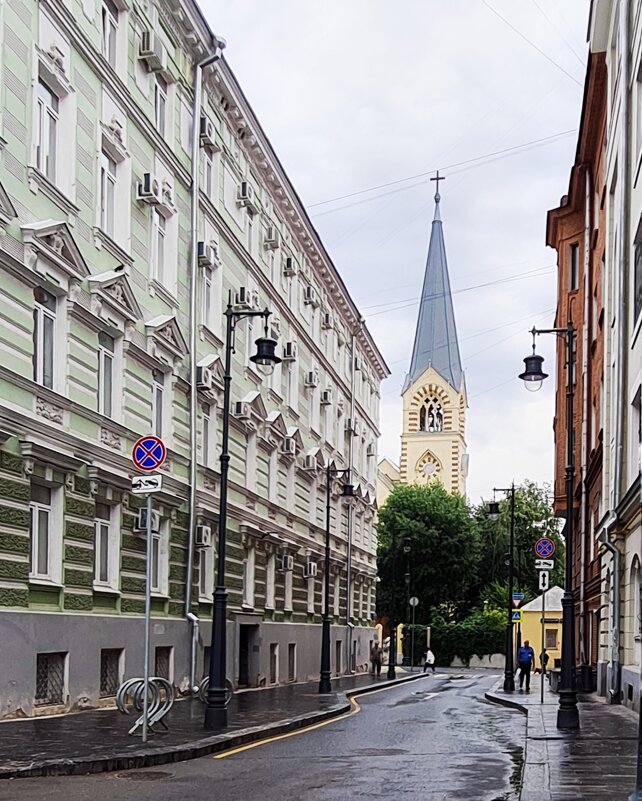 Москва. Ивановская горка. Петроверигский переулок. - Надежда Лаптева