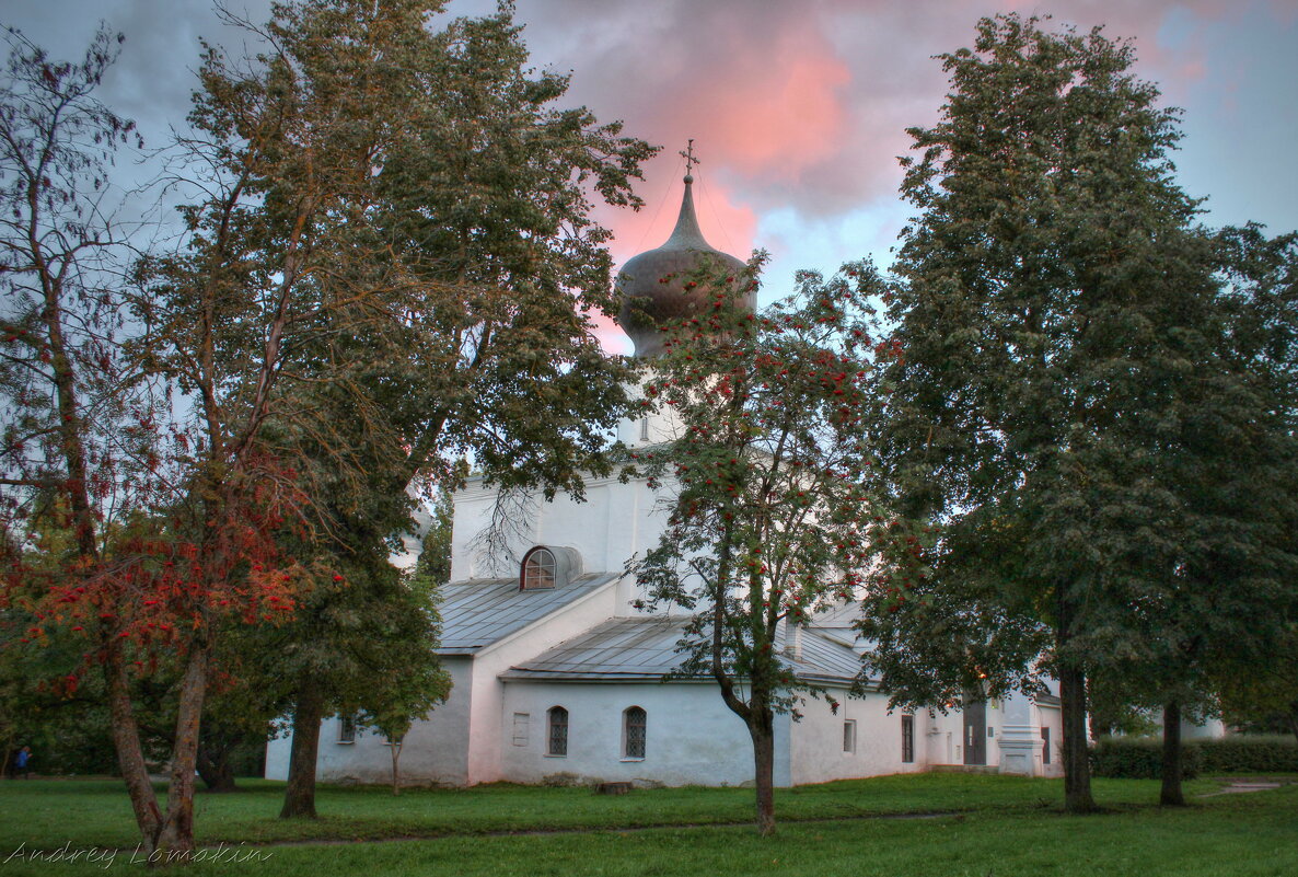 Церковь Успения с Пароменья - Andrey Lomakin