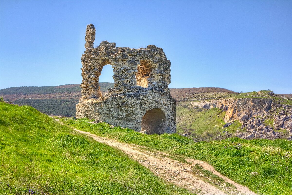 Надвратная башня крепости Каламита - Константин 