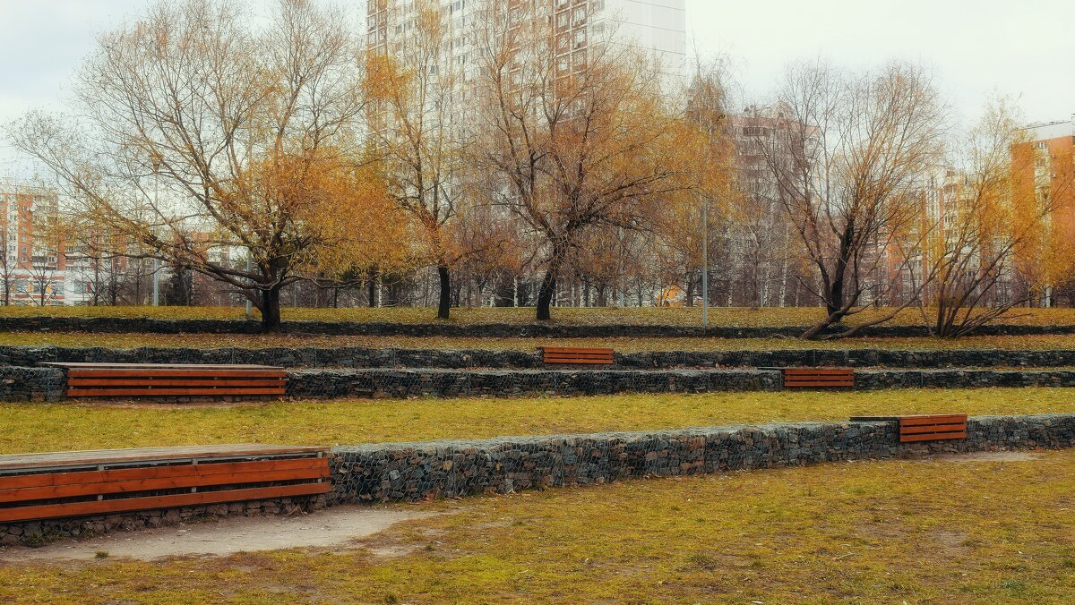 Опустел наш парк. - Татьяна Помогалова