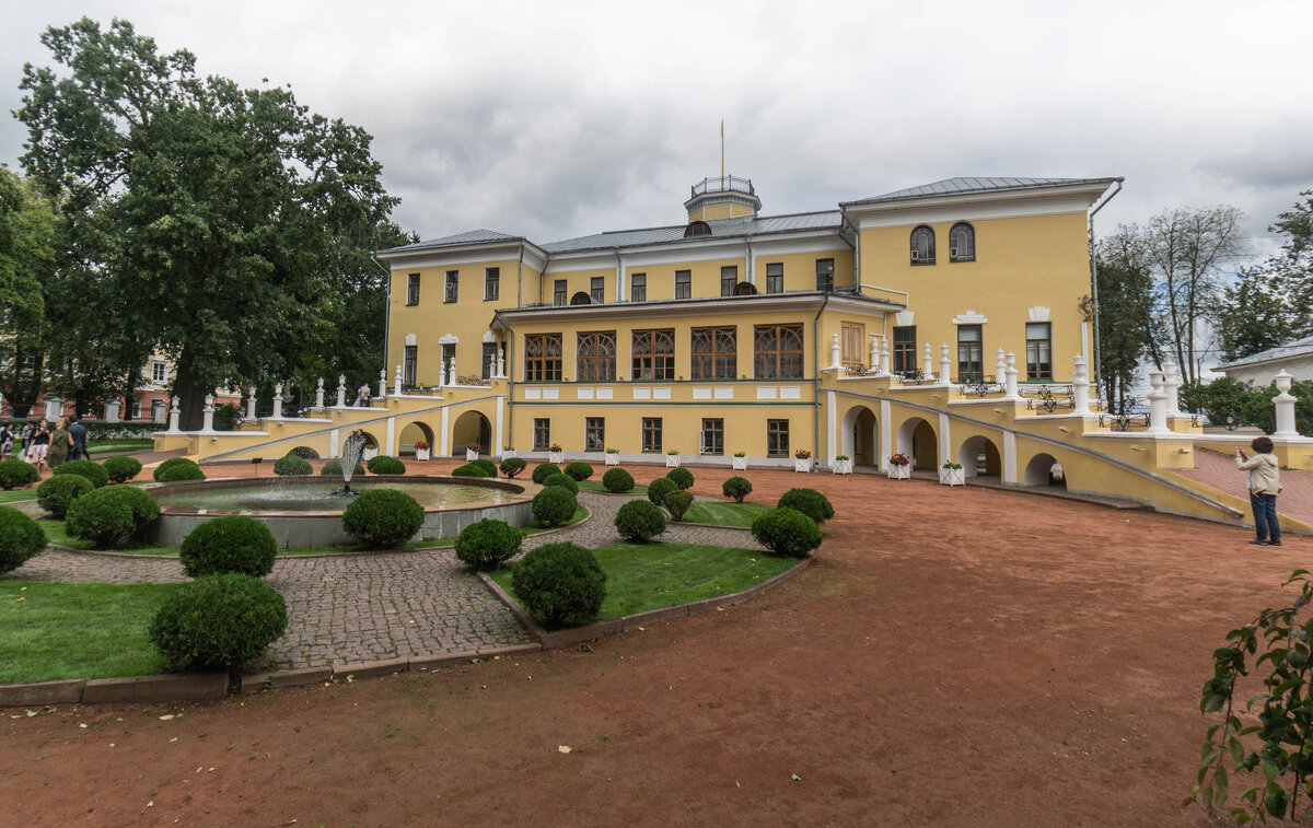дом губернатора - Сергей Лындин