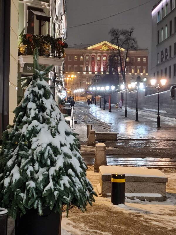 Москва. Первый день зимы. - Надежда Лаптева