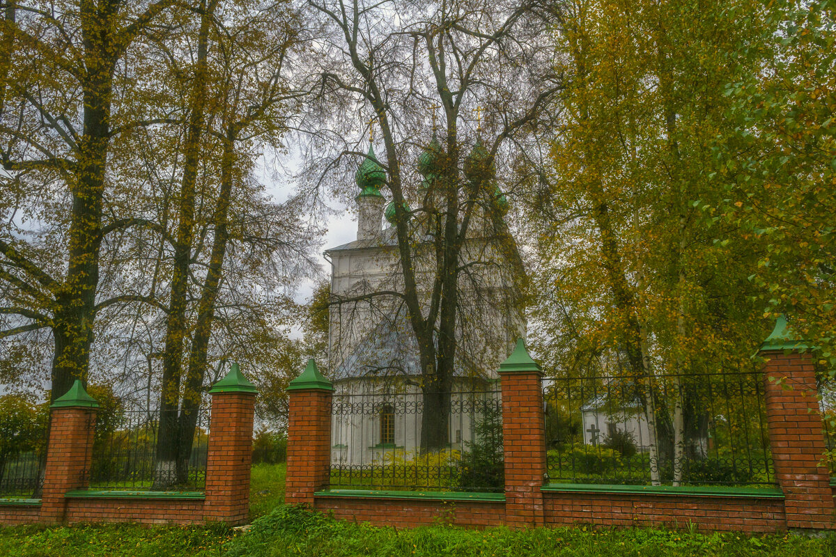 Осень в Архангельском погосте,Троицкая церковь - Сергей Цветков