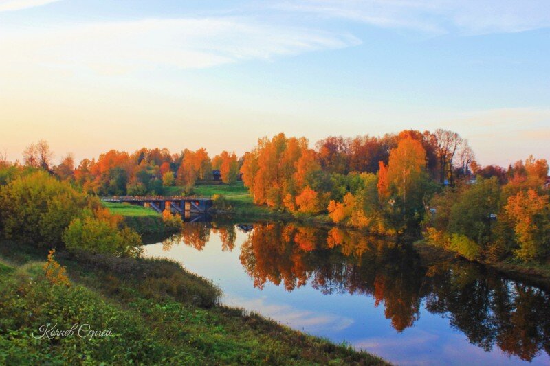 Осень на реке Тихвинка - Сергей Кочнев