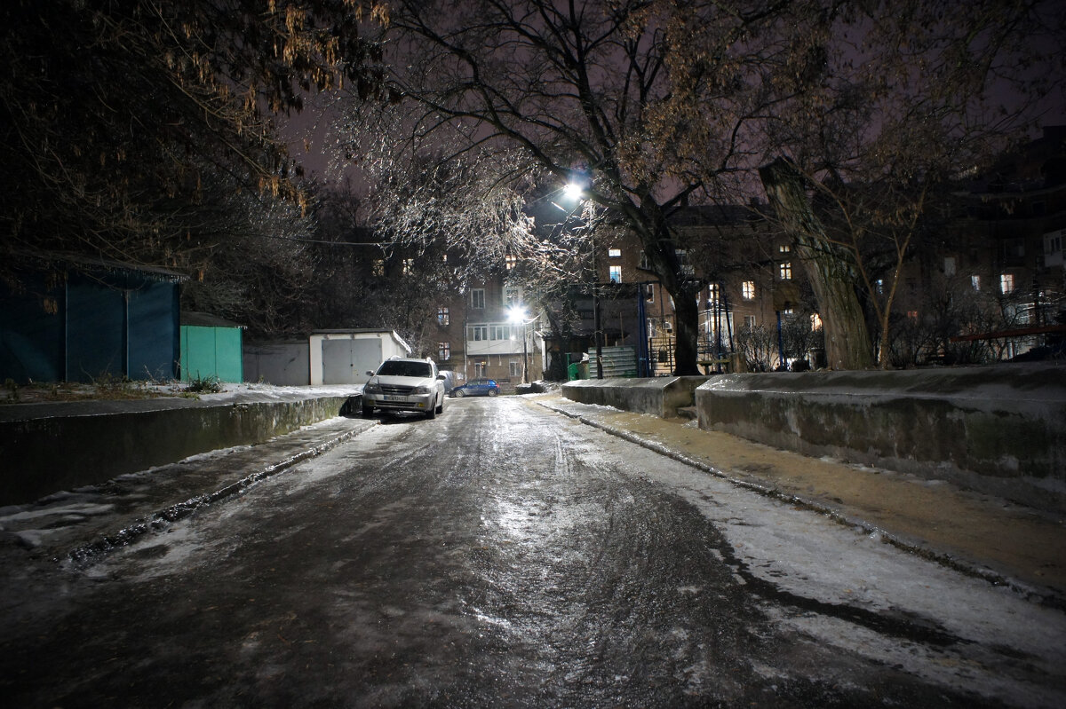 Город зимой ночью